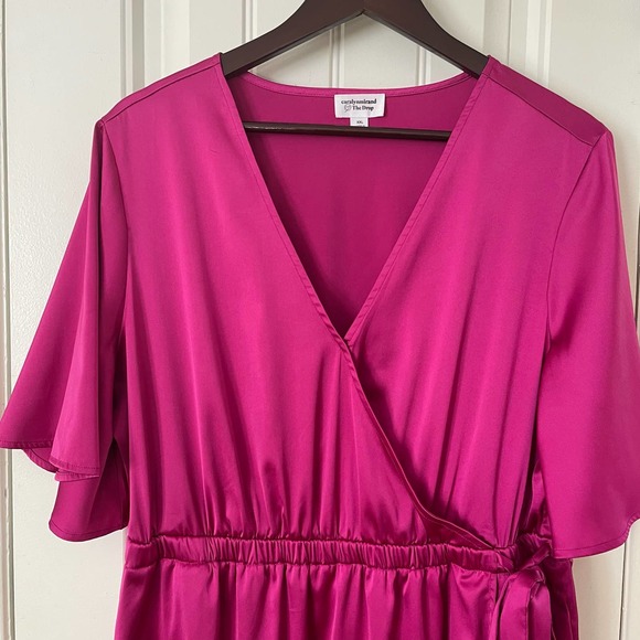 The Drop wrap dress - Picture 2 of 10